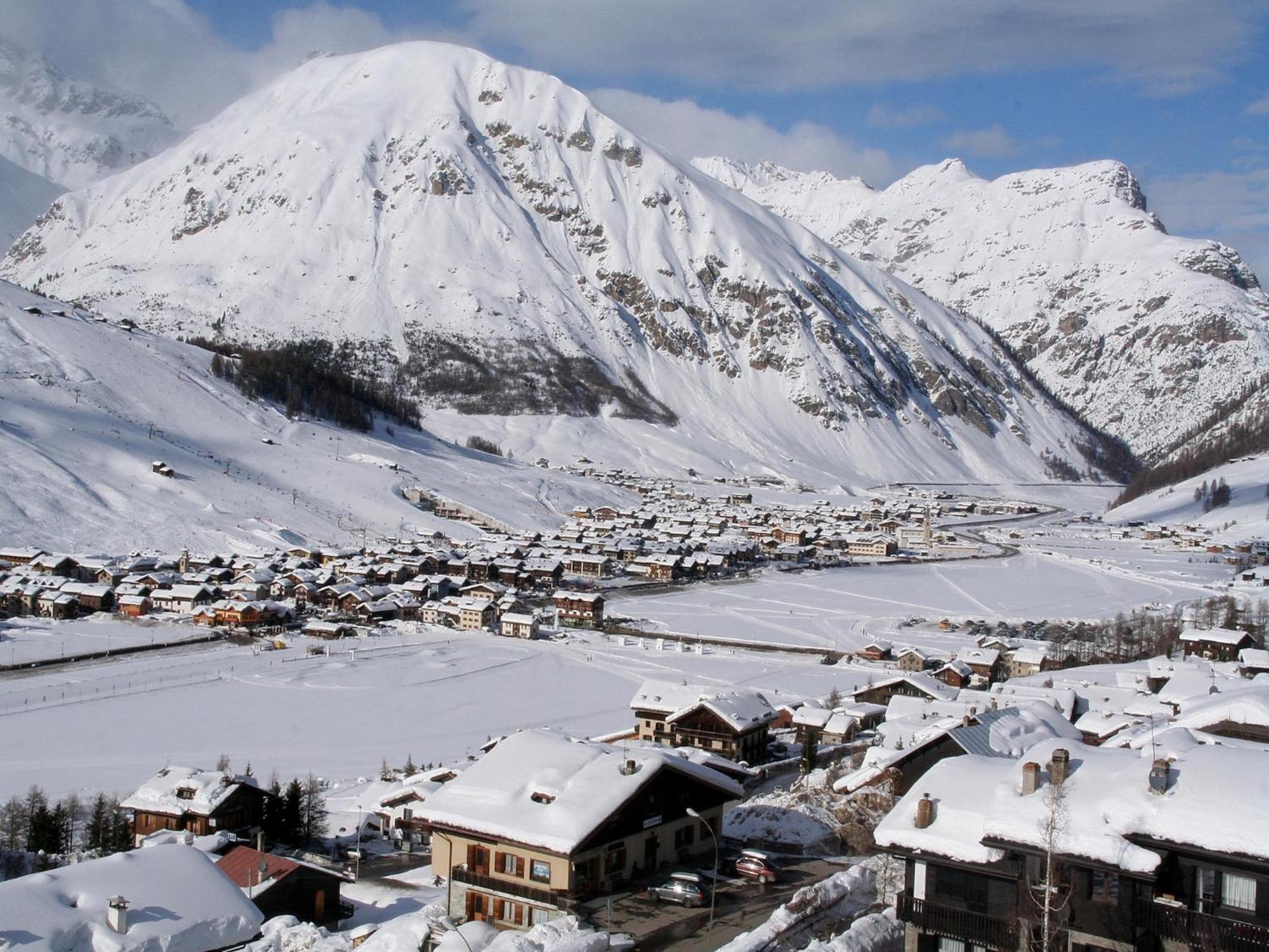 Apartment In Baita Only 200M From The Ski Lifts リヴィーニョ エクステリア 写真